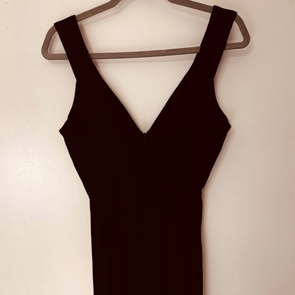 Chic Black Midi Body con Dress – Classic Little Black Dress (LBD) - Picture 4 of 7